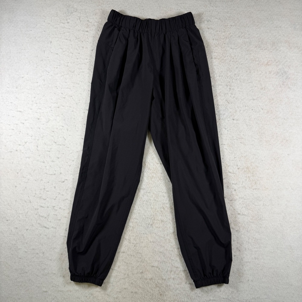 Lululemon‎ Beyond the Studio Jogger Black High Rise Pants Size 2 LW5DAES